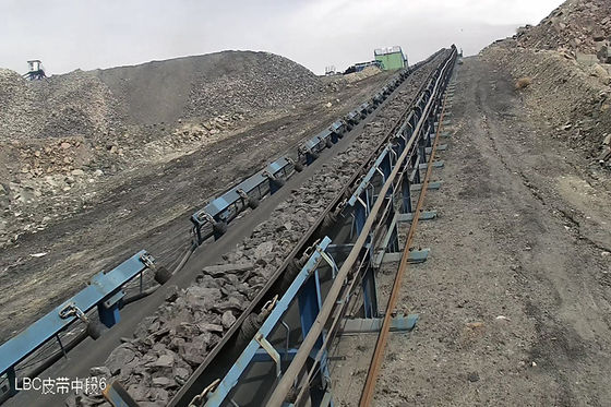 Nastro trasportatore curvo interurbano per il trattamento dei materiali alla rinfusa