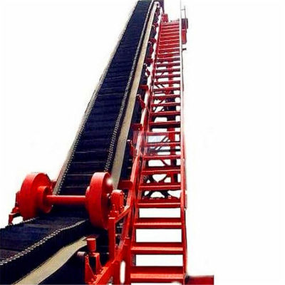 L'alta pendenza resistente inclina il sistema del nastro trasportatore per il maneggio del materiale alla rinfusa
