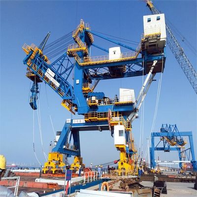 Sistema di carico continuo Travelable su rotaie al porto marittimo